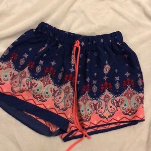 Print Fabric Shorts | mine